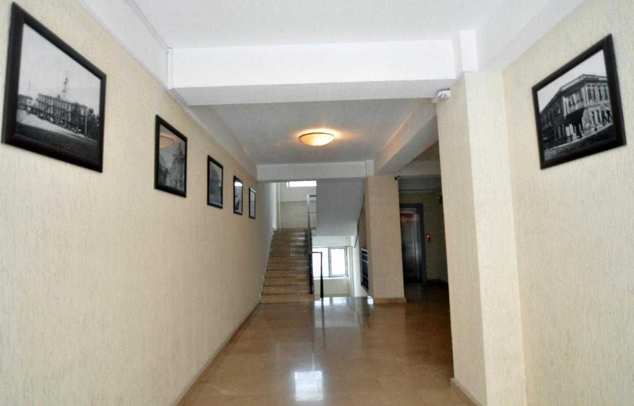 Luxury Apartment In The City Centre Tbilisi Exteriör bild