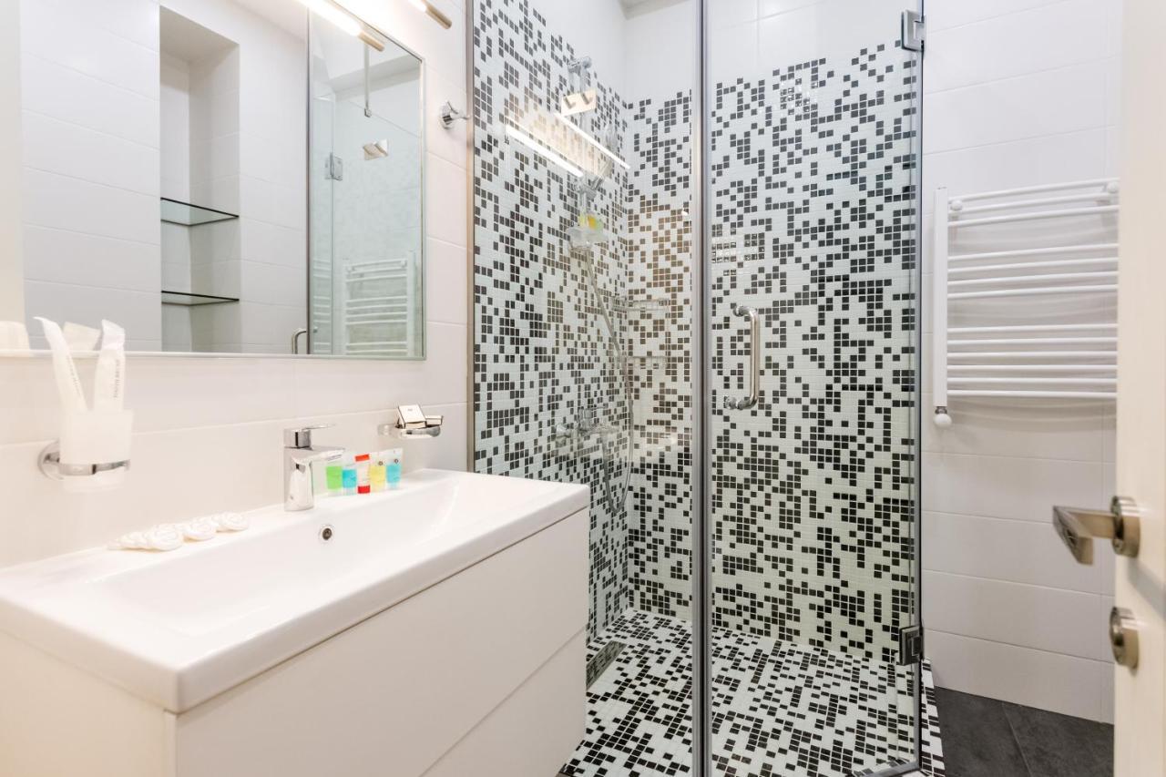 Luxury Apartment In The City Centre Tbilisi Exteriör bild